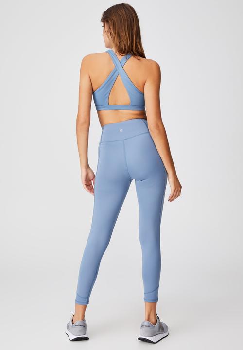 Cotton On - Workout cut out crop - copen blue texture