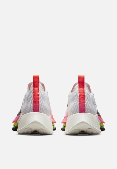 Nike - Nike air zoom tempo next% - white/black-washed coral-pink blast