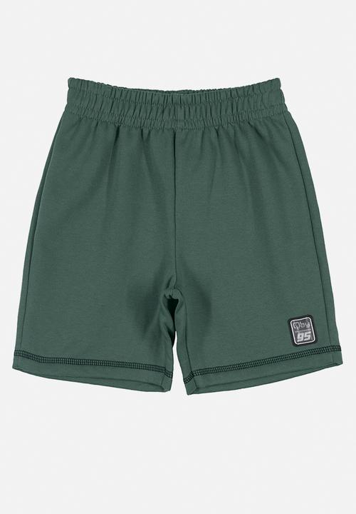 Quimby - Boys swagging around tee & shorts - grey & green