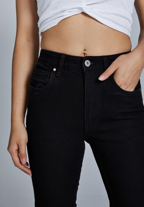 Cotton On - Petite flare jean - black