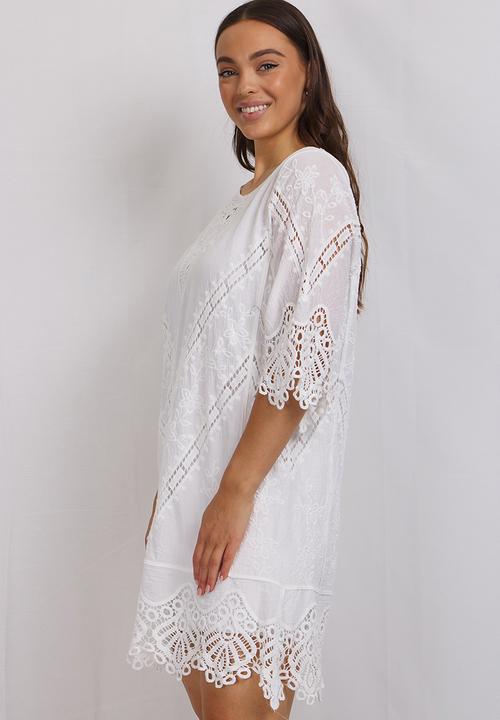 Stella Morgan - Lace tunic top - white
