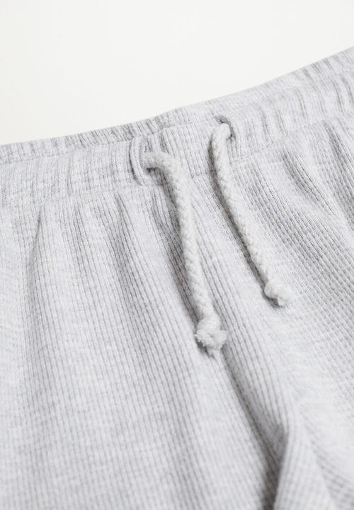 MANGO - Shorts gofrep - grey