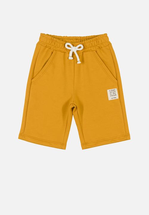 UP Baby - Slogan tee & shorts set - grey & yellow