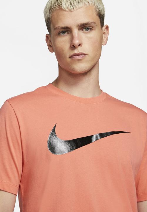 Nike - Nsw tee icon swoosh - magic ember/black