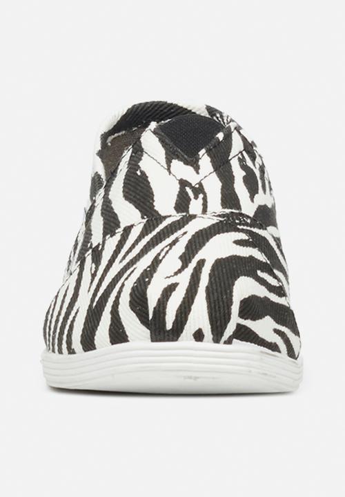 Viabeach - Tams2 slip on - black & white 