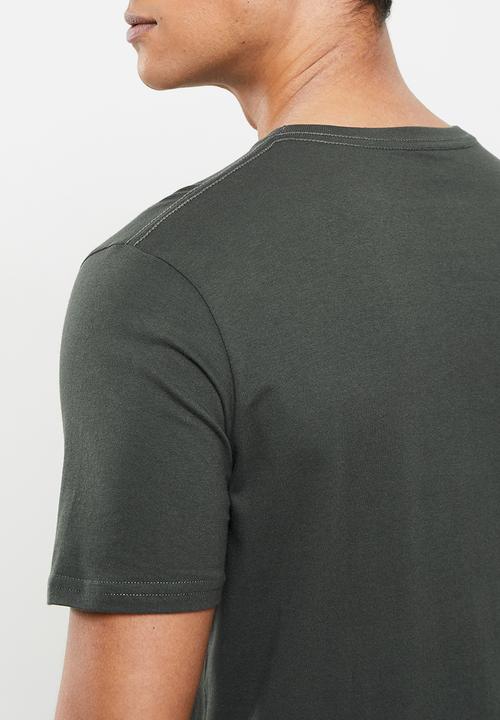 RVCA - Small RVCA short sleeve  tee - pirate black