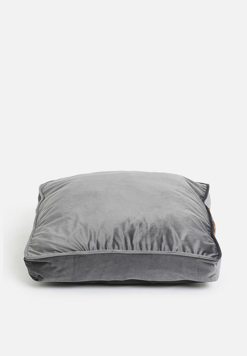Sixth Floor - Velvet snooze basking pet bed - charcoal