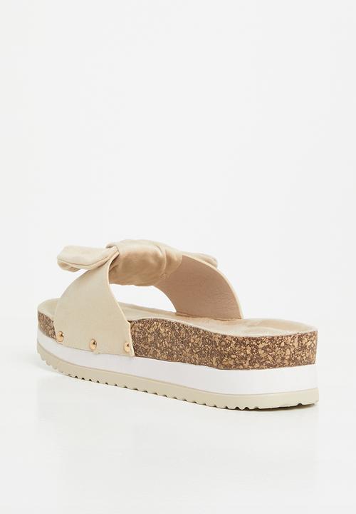 Footwork - Lizz twisted knot stacked flatform sandal - beige