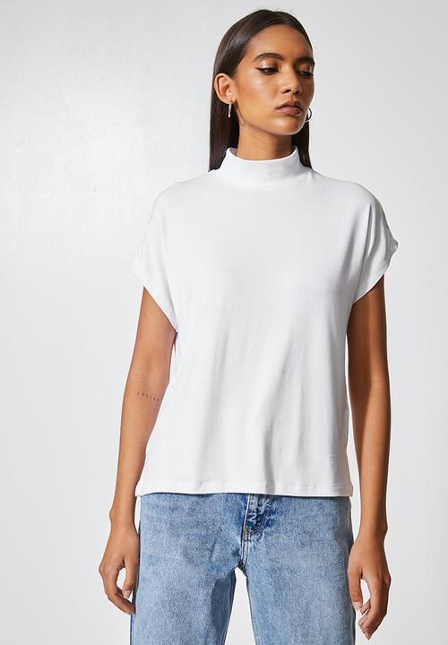 Superbalist - Easy fit tee with ribbed neckline - white