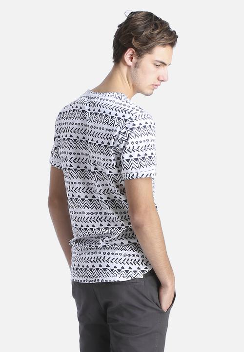 Native Youth - Illustrated Geo