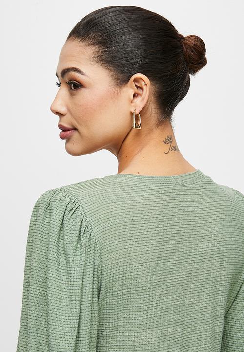 edit - Textured bellow sleeve tee - sage