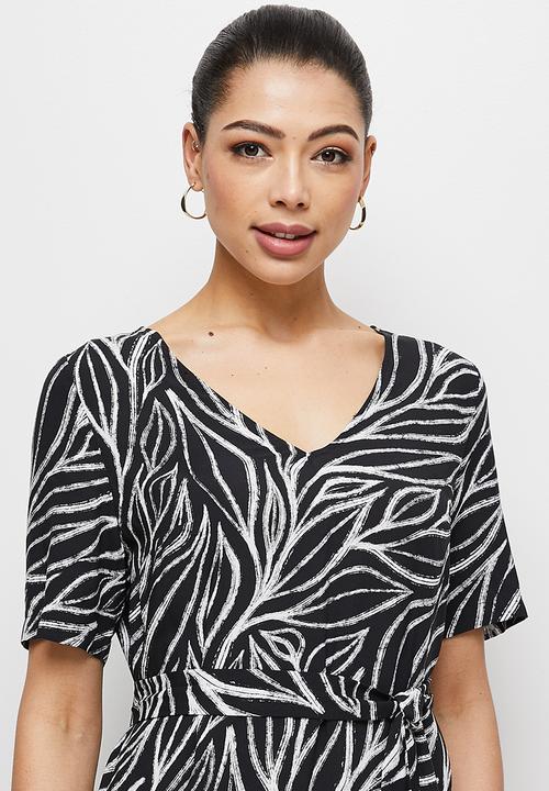 edit - Woven belted midi tunic - black doodle