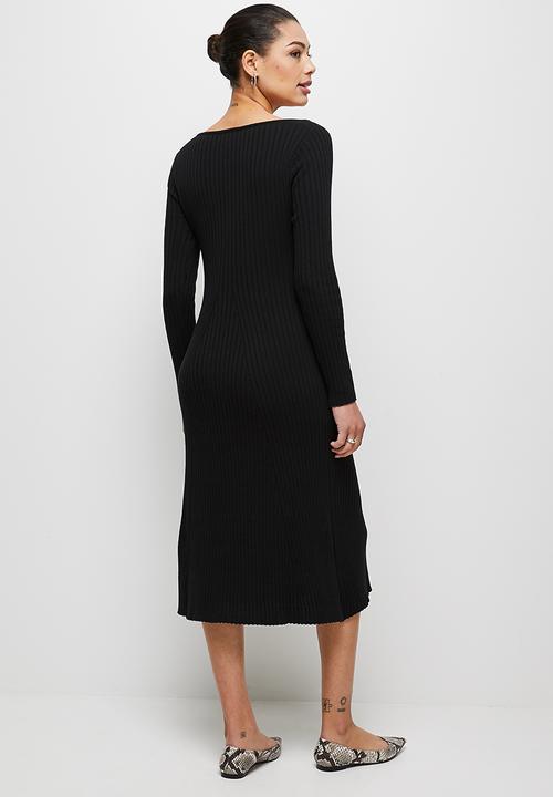 edit - V wide neck ribbed swing midi - black