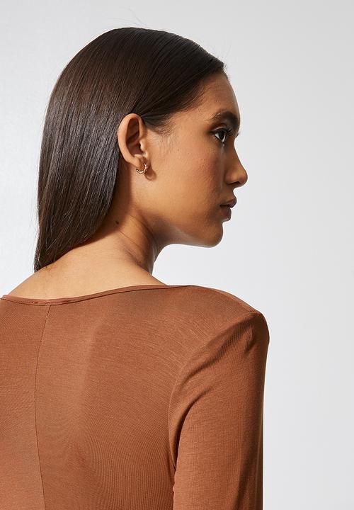 VELVET - Draped neck knit dress with shoulder pad - mink