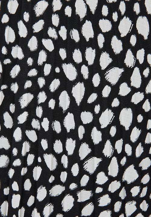 VELVET - Printed pleated midi skirt - black & white 