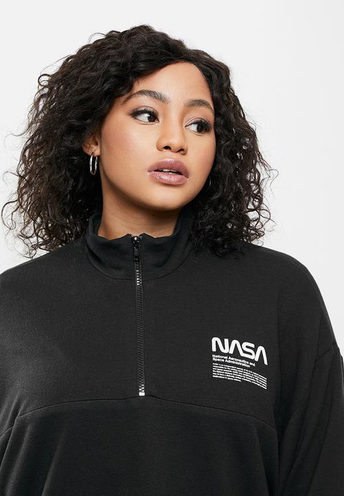 Blake - 3/4 zip cropped printed sweater - black