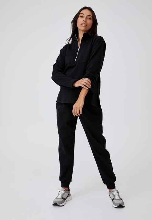 Cotton On - Maternity zip front fleece - black