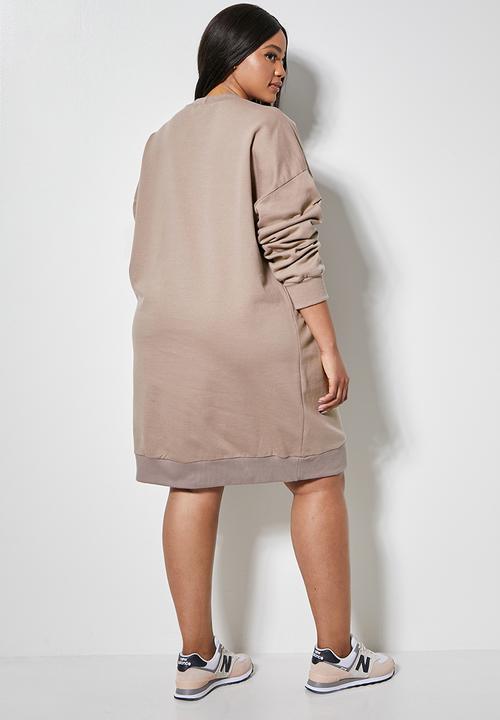 Superbalist - Oversized mini sweat dress - mocha