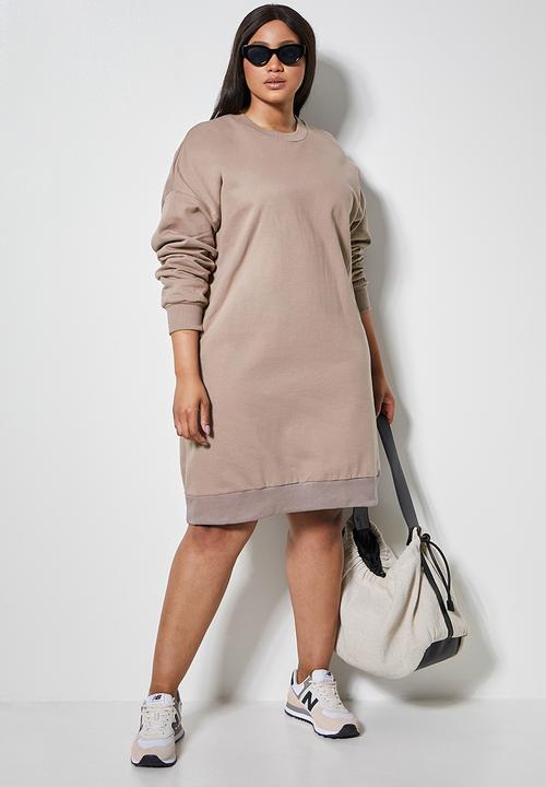 Superbalist - Oversized mini sweat dress - mocha