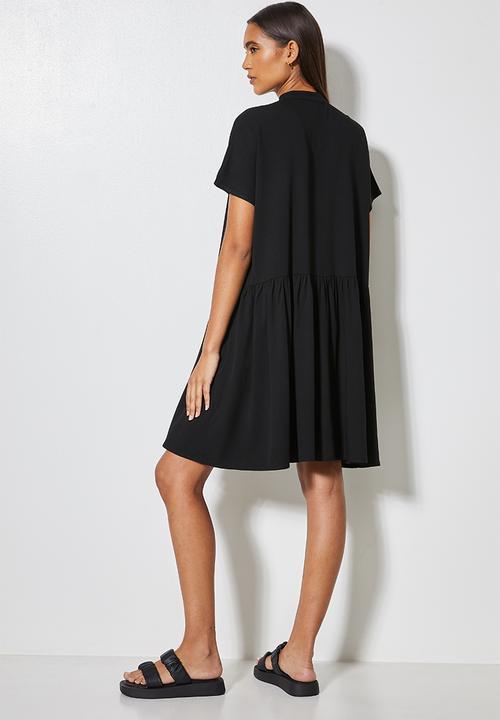 Superbalist - Step tier mandarin trapeze - black