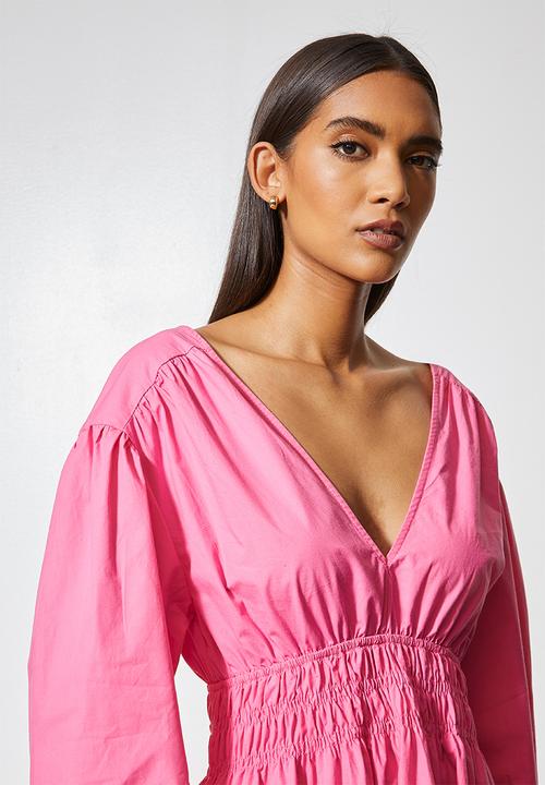 Superbalist - Shirred waist open back midi dress - cerise