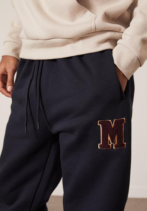 Factorie - Relaxed graphic trackpant - navy