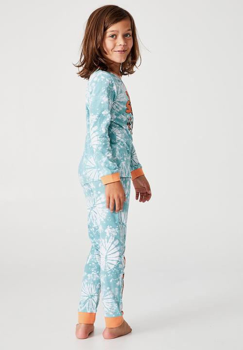 Cotton On - Orlando long sleeve pyjama set licensed - lcn wb group shot blue ice tie dye