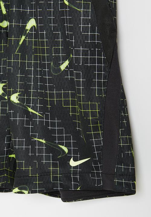 Nike - Nkb rtl p short - black