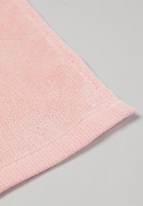 Character Group - 2-pack minnie face cloths - pink & white