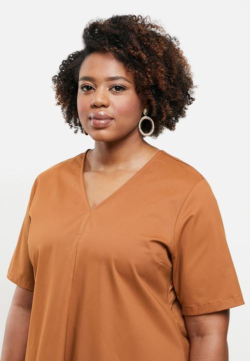 AMANDA LAIRD CHERRY - Plus Amatikulu dress - rust