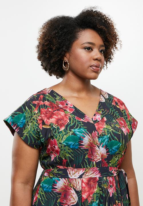 AMANDA LAIRD CHERRY - Plus Thabitha dress - black & red