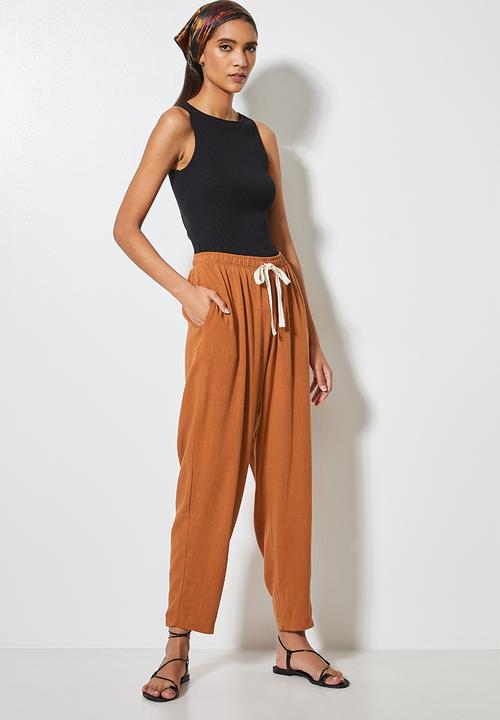 Superbalist - Relaxed trouser - copper