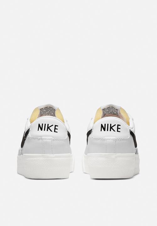 blazer platform nike