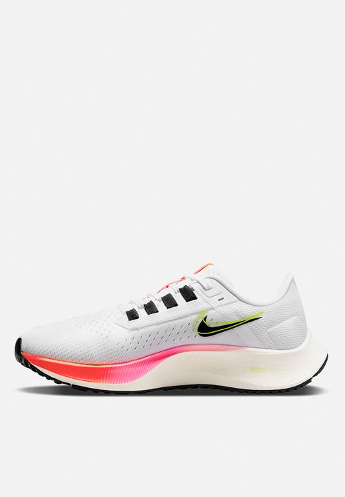 Nike - Air Zoom Pegasus 38 - white/black-football grey-pink blast