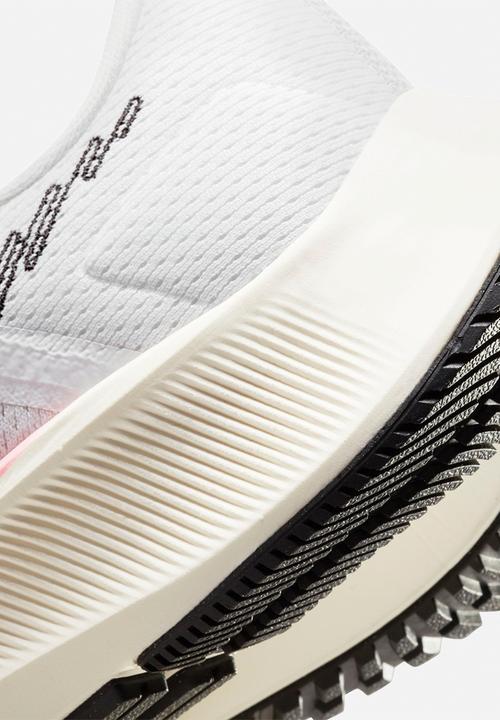 Nike - Air Zoom Pegasus 38 - white/black-football grey-pink blast