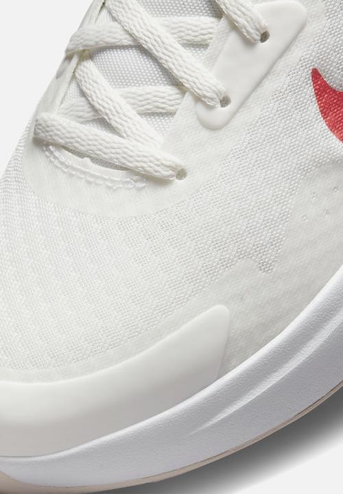 Nike - Wmns Nike wearallday - summit white/magic ember-light soft pink