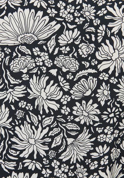 edit - Piecrust peasant blouse - navy garden floral