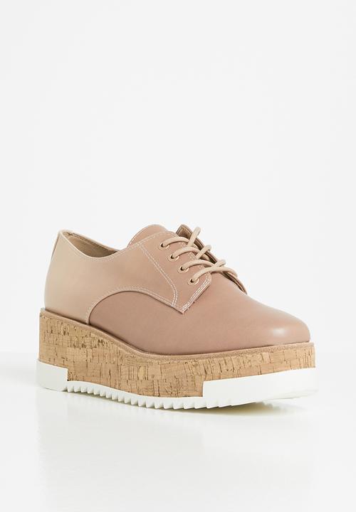 ALDO - Weralia0 flatform brogue - bone