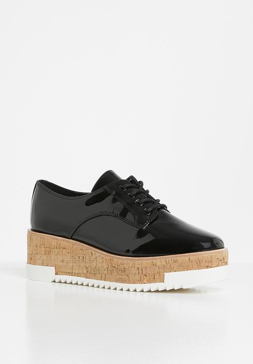 ALDO - Weralia0 flatform brogue - black