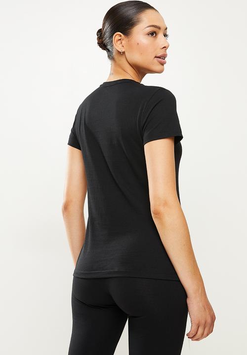 PUMA - Ess+ metallic logo tee w - black 