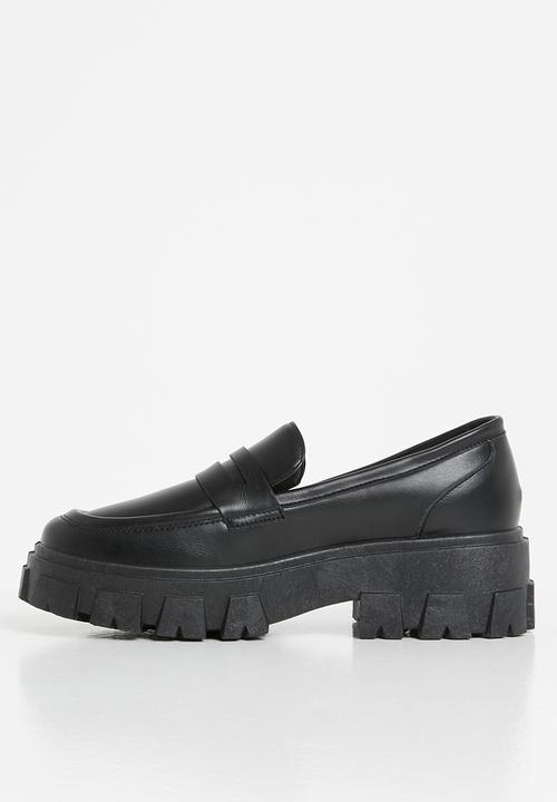 Jada - Lug sole loafer - black