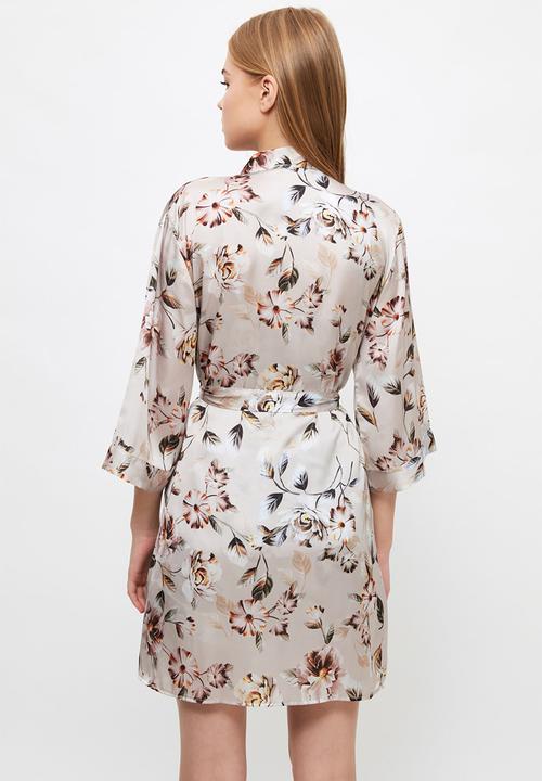 Trendyol - Floral patterned satin dressing gown - neutral
