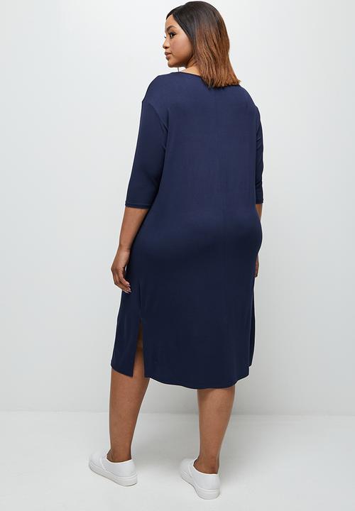 edit Plus - 3/4 Sleeve v-neck tee dress - navy