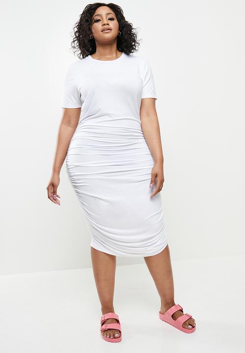 Blake - Ruched short sleeve midi bodycon dress - white 