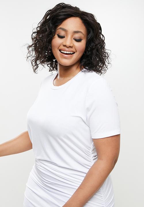 Blake - Ruched short sleeve midi bodycon dress - white 