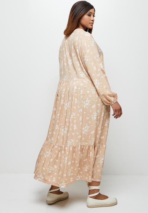 edit Plus - Cuff detail tiered maxi - neutral based floral