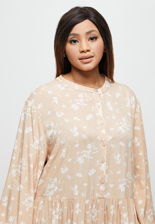edit Plus - Cuff detail tiered maxi - neutral based floral