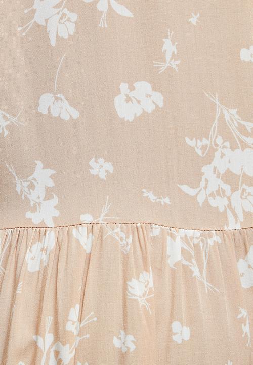 edit Plus - Cuff detail tiered maxi - neutral based floral