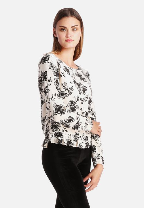 VILA - Flu Peplum Top