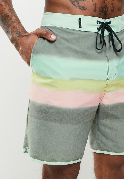 Hurley - Spraybooth 18in boardshort - multi